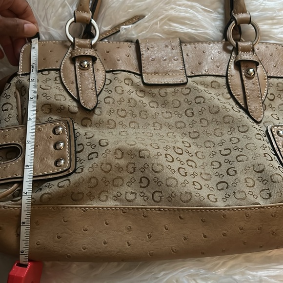 Crocodile Textured Leather Guess Monogram Shoulderbag - Picture 9 of 9